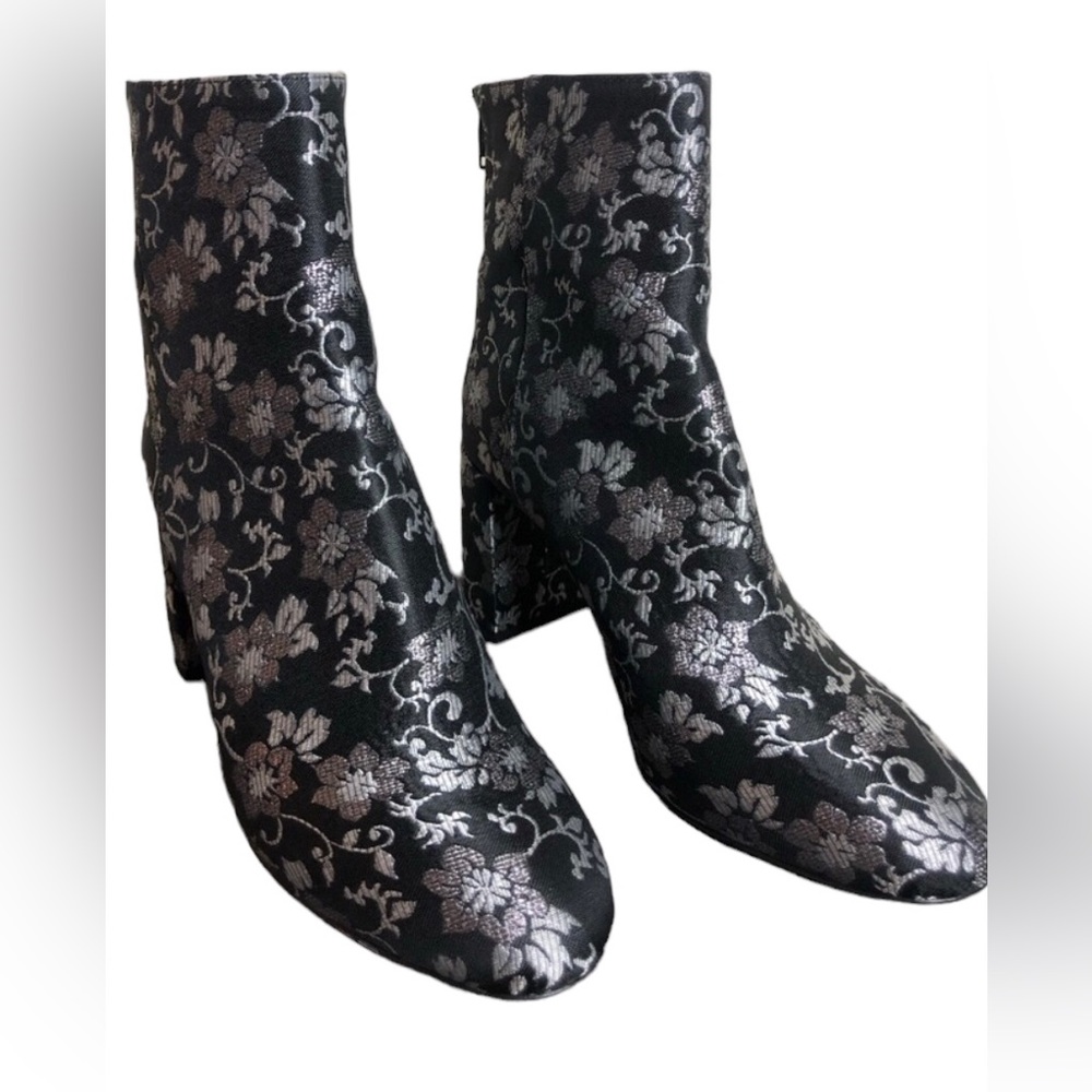 Lewit Lanzo Floral Silver and Black Block Heel Bootie Size 36.5 US Size 6